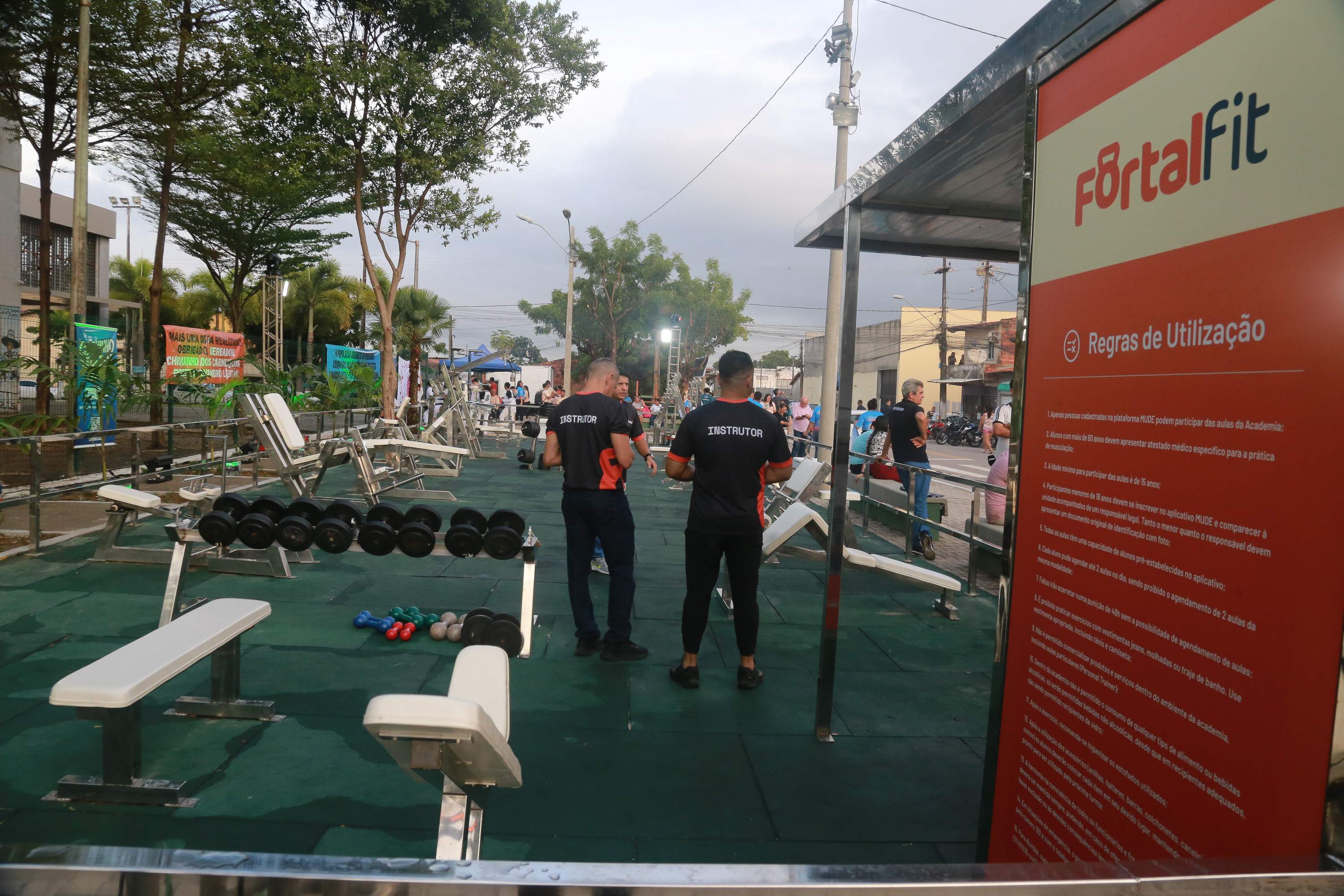 imagem aberta da academia